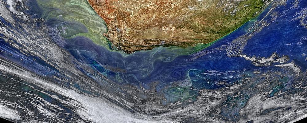 Satellitbild över algblomning i havet utanför Sydafrika