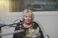 Anita Synnestvedt i studion för inspelning av Matarvspodden