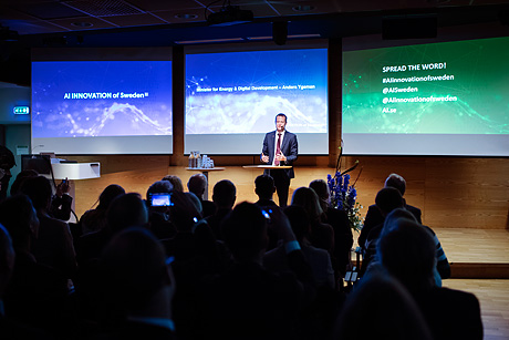 Energi- och digitaliseringsminster Anders Ygeman inviger AI Innovation Sweden
