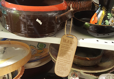 Ringmärka loppisföremål i Göteborg.