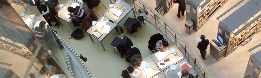 Göteborgs universitetsbibliotek stödjer forskning vid Göteborgs universitet genom att erbjuda samlingar, tjänster och stöd