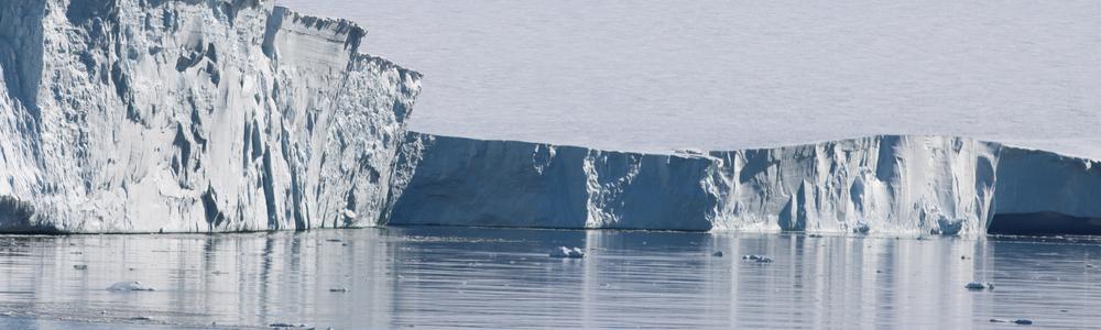 Antarctica image of ice wall 