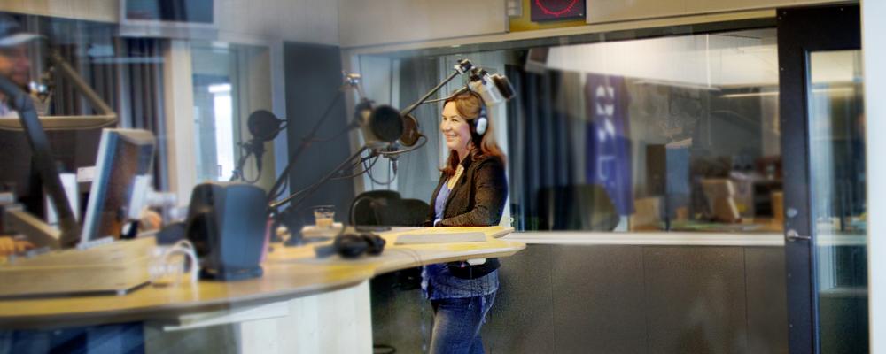 Forskaren Maria Sundin intervjuas i radioprogram