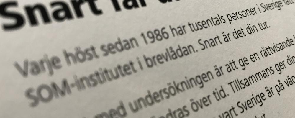 Bild på ett aviseringskort från SOM-undersökningen