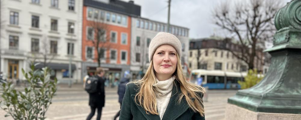 Elina Kroksjö, alumn vid masterprogrammet Kultur och demokrati, fotograferas i Göteborg