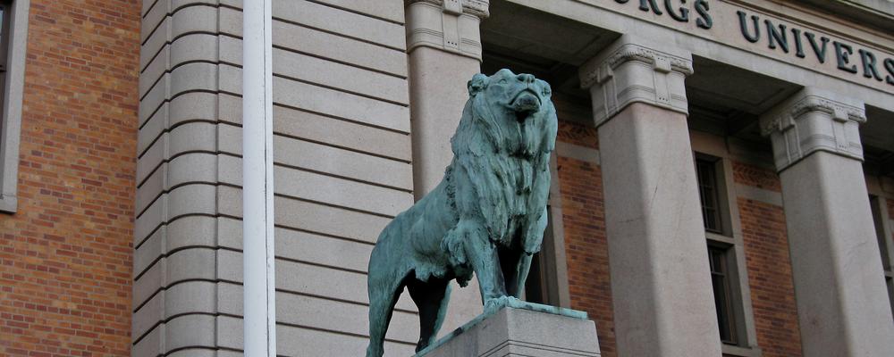 Lejon och väckarklocka 