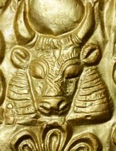 Detail of the ”Bull Diadem” (c. 1350 BCE).