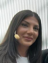 Asrin Reza alumn från Handelshögskolan 