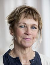 Porträttbild på Helena Lindholm.