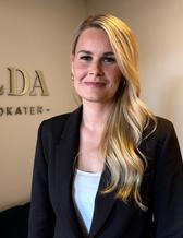 Therese arbetar som advokat