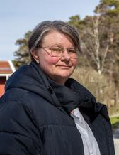 Susanne Lindegart i jacka utomhus 