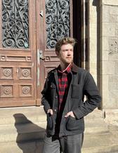 Porträtt av alumn Fredrik Olsson, foto.