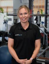  Linnéa Gustavsson, a physical therapist at Sportrehab Lindholmen in Gothenburg. She is also the registry manager of the Swedish