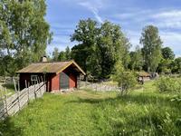 kulturreservatet Stensjö by i Småland - på hårdvallsäng