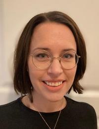 Foto på Emelie Stavholm