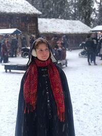 Maja Loberg i vinterlandskap på Maihaugen, Norge