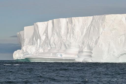 Isvägg antarktis