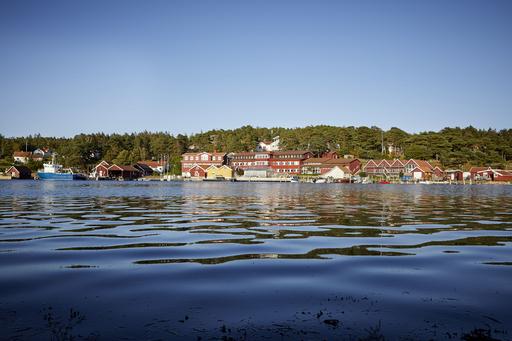 Tjärnö seen from the ocean