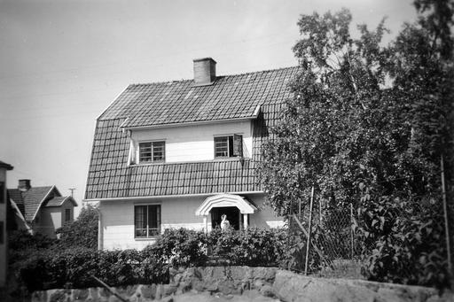 Hus med eternitplattor 1953