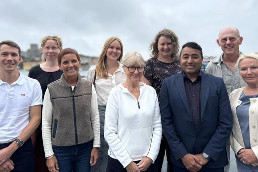 group photo of the researchers