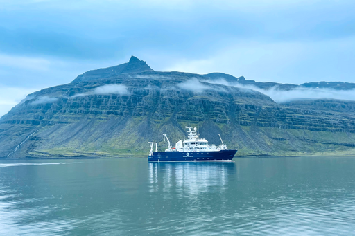 R/V Skagerak på expedition till Island.