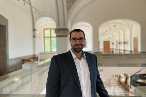 Student på examenshögtid i Vasaparken