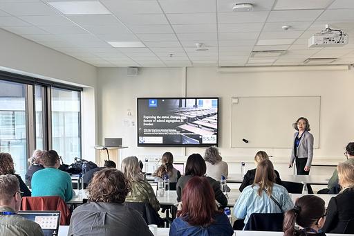 Kajsa holds a presentation