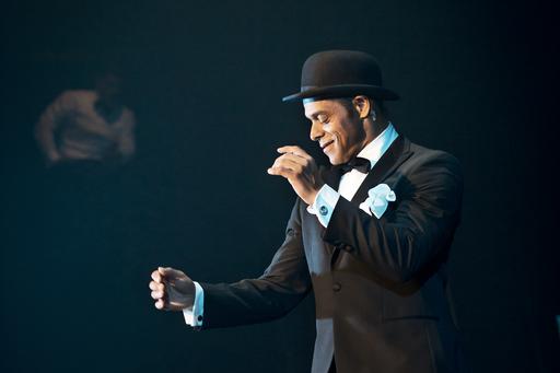 Karl Dyall i From Sammy With Love på Kulturhuset Stadsteatern.