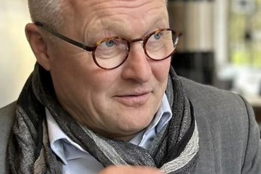 Bild på gästprofessor Pekka Vallittu 