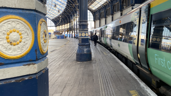 Tågstation i Brighton