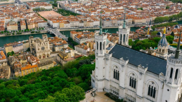 Länk till webbsidan Studera franska i Lyon