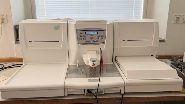 Myr embedding center