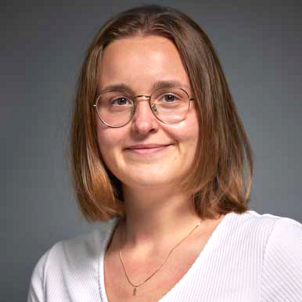Portrait of a woman.