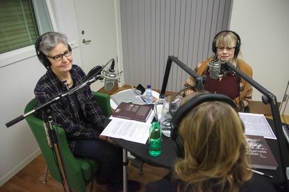 Christina Shearer, Julia Håkansson och Lisa Haeger i poddstudion för Matarvspodden
